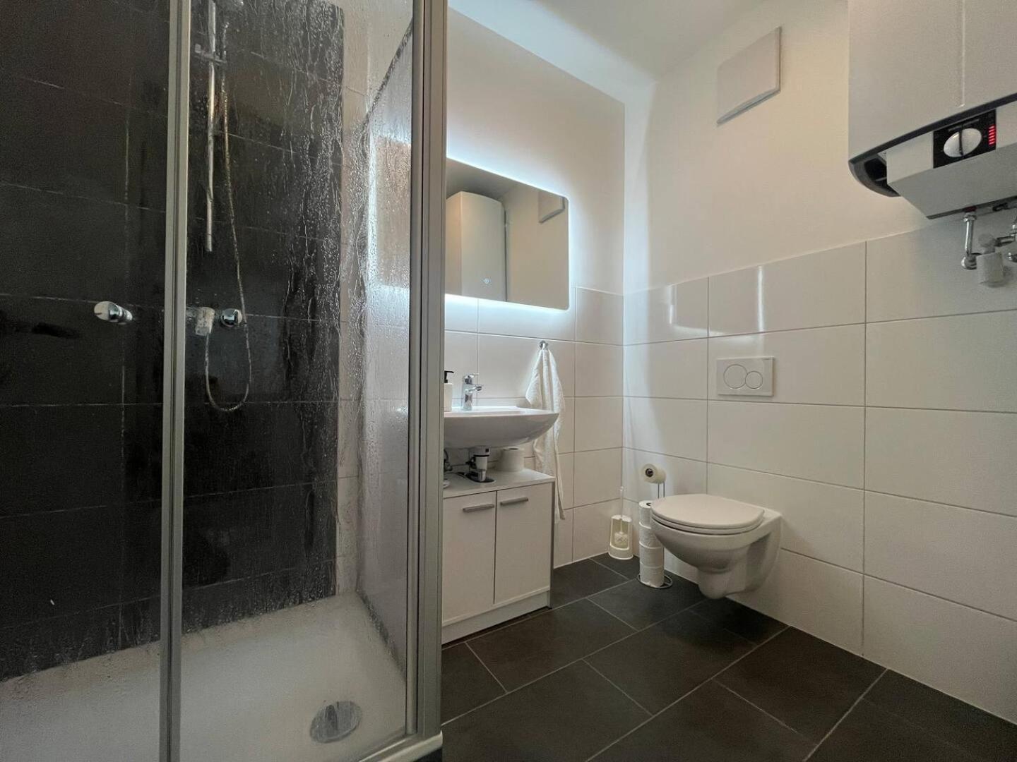 Simplex Apartments Am Ettlinger Tor Spacious Карлсруэ Экстерьер фото